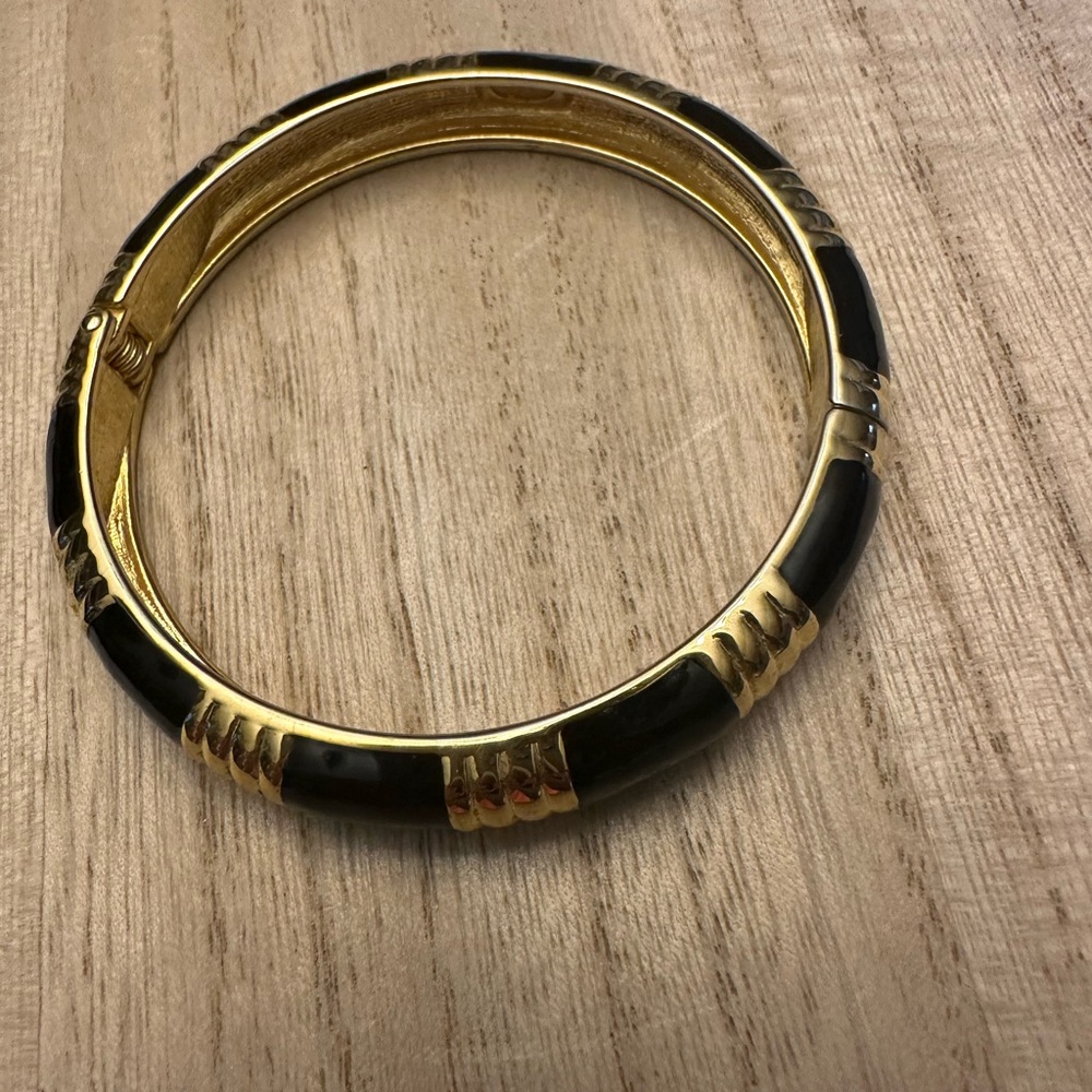 Vintage Bangle / Cuff Bracelet